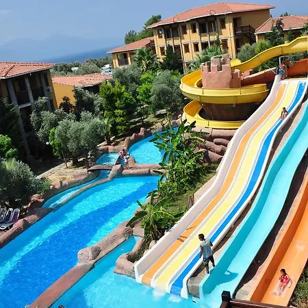 Hlc Tatil Koyu Holiday & Leisure Club كوشاداسيه
