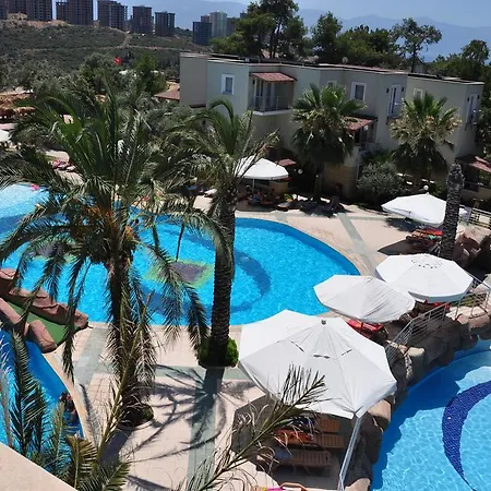 منتجع Hlc Tatil Koyu Holiday & Leisure Club 4*